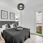 Las Flores Luxury Apartment